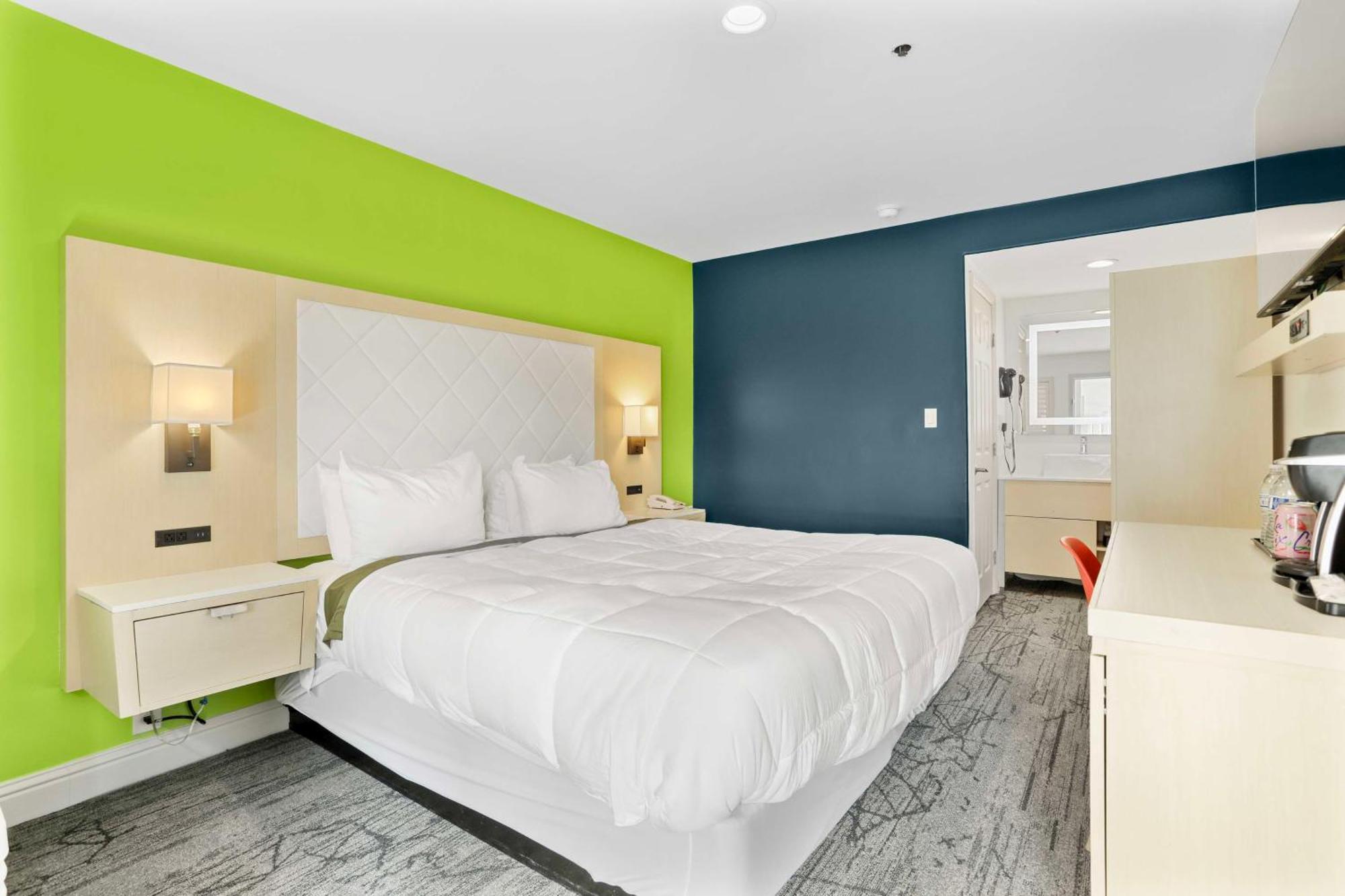 Signature Inn Berkeley Buitenkant foto